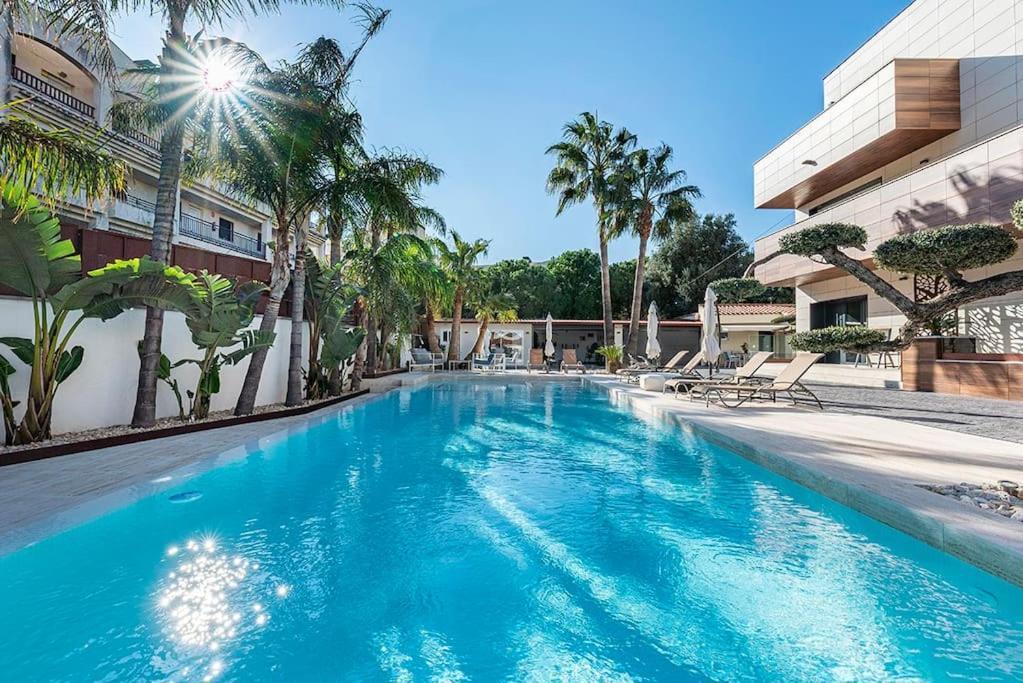 Апартаменти 5 Stelle Piscina, Jacuzzi, Wifi - 2 Min Dal Mare Miami Playa Екстер'єр фото